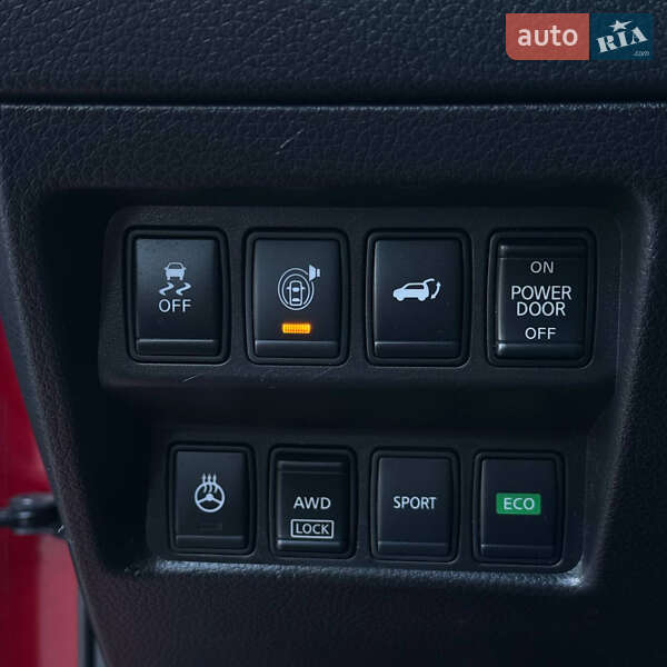 Позашляховик / Кросовер Nissan Rogue 2016 в Києві фото 21 Позашляховик / Кросовер Nissan Rogue 2016 в Києві