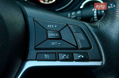 Внедорожник / Кроссовер Nissan Rogue 2016 в 