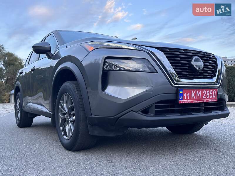 Внедорожник / Кроссовер Nissan Rogue 2021 в Днепре
