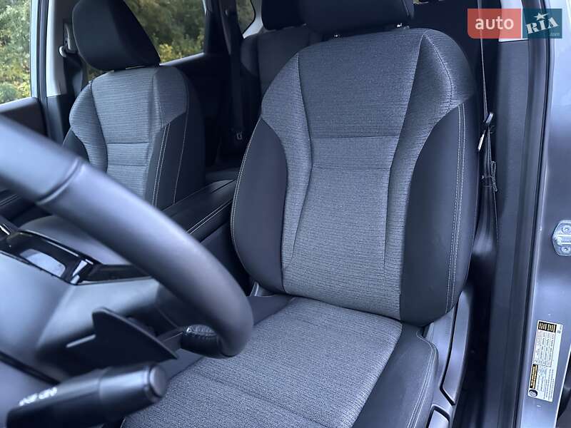 Внедорожник / Кроссовер Nissan Rogue 2021 в Днепре