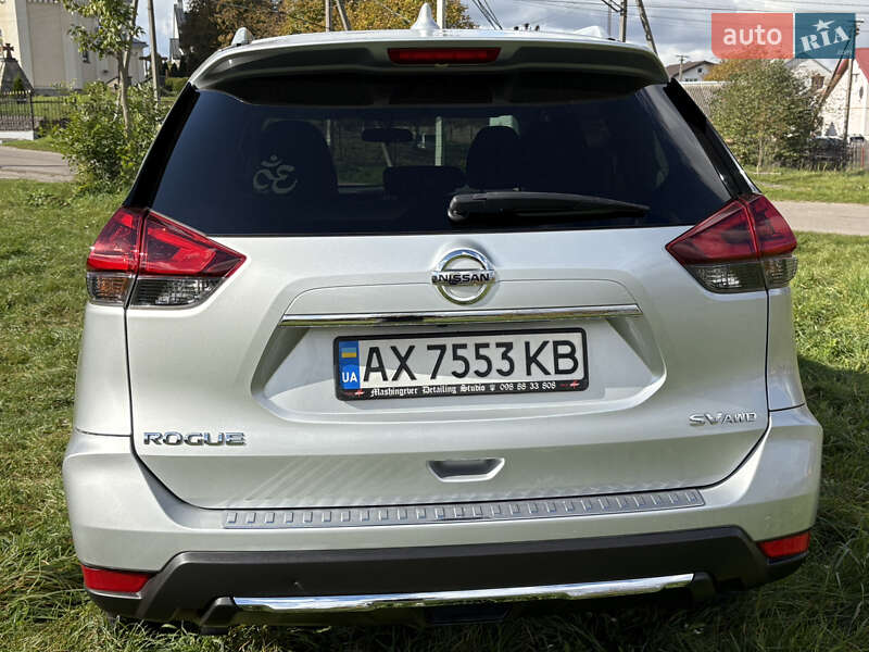 Внедорожник / Кроссовер Nissan Rogue 2017 в Дублянах