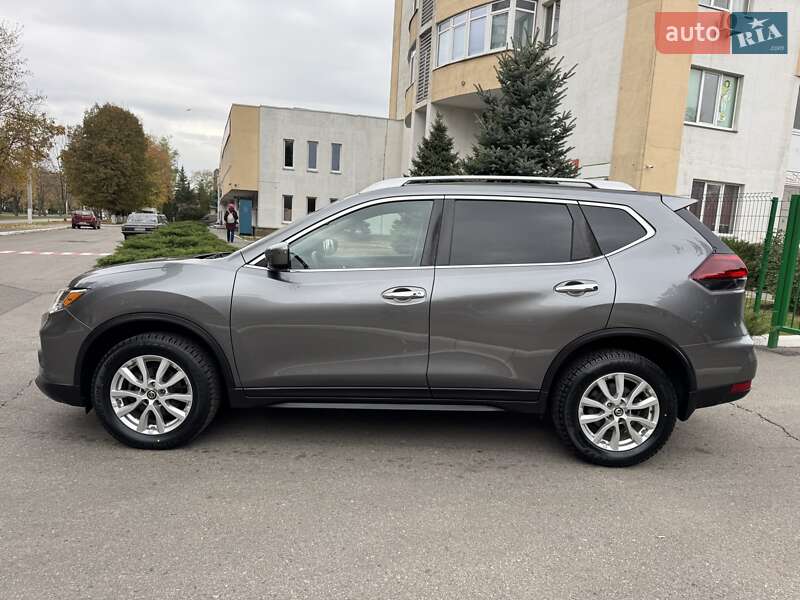 Позашляховик / Кросовер Nissan Rogue 2018 в Харкові