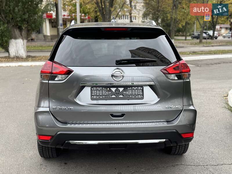 Позашляховик / Кросовер Nissan Rogue 2018 в Харкові