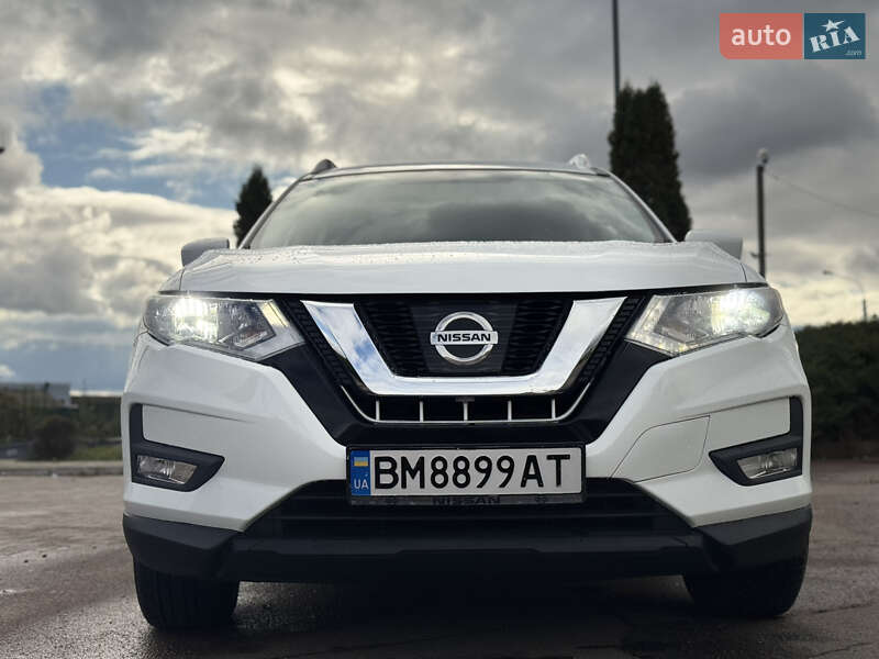 Внедорожник / Кроссовер Nissan Rogue 2018 в Сумах