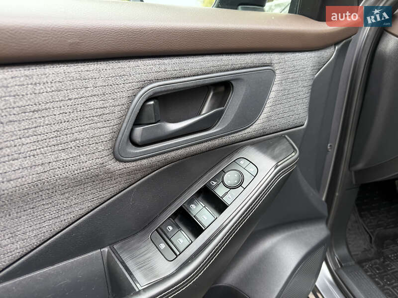 Внедорожник / Кроссовер Nissan Rogue 2020 в Киеве фото 27 Внедорожник / Кроссовер Nissan Rogue 2020 в Киеве