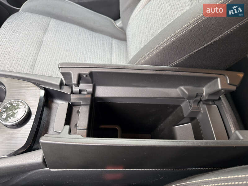 Внедорожник / Кроссовер Nissan Rogue 2020 в Киеве фото 38 Внедорожник / Кроссовер Nissan Rogue 2020 в Киеве