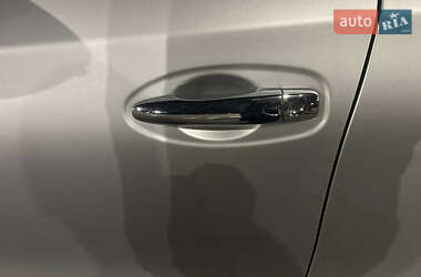 Внедорожник / Кроссовер Nissan Rogue 2019 в 