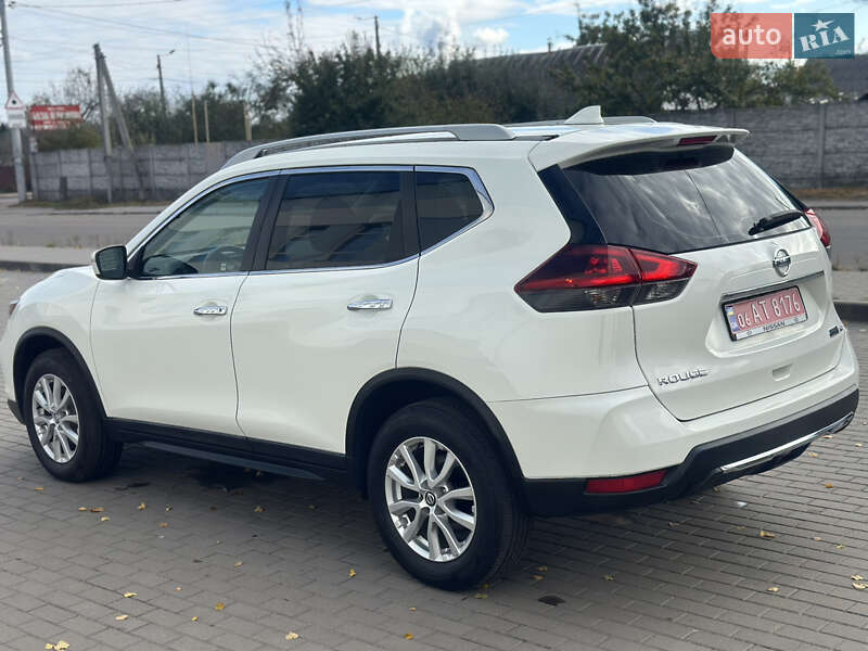 Внедорожник / Кроссовер Nissan Rogue 2019 в Житомире