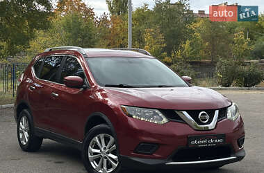 Внедорожник / Кроссовер Nissan Rogue 2016 в Николаеве