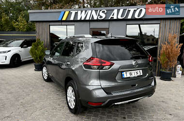 Внедорожник / Кроссовер Nissan Rogue 2017 в 