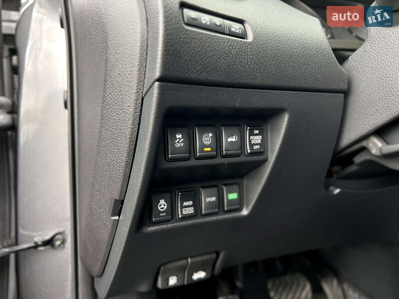 Внедорожник / Кроссовер Nissan Rogue 2017 в Одессе фото 31 Внедорожник / Кроссовер Nissan Rogue 2017 в Одессе