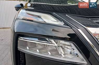 Внедорожник / Кроссовер Nissan Rogue 2021 в 