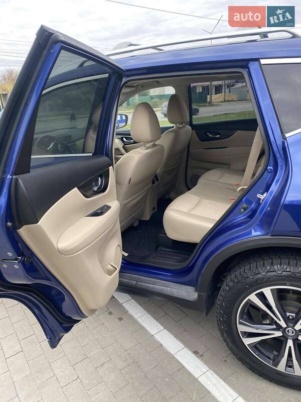 Позашляховик / Кросовер Nissan Rogue 2018 в Білій Церкві