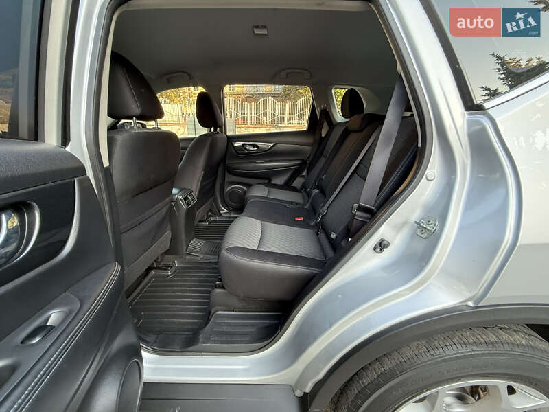 Внедорожник / Кроссовер Nissan Rogue 2016 в Полтаве фото 28 Внедорожник / Кроссовер Nissan Rogue 2016 в Полтаве