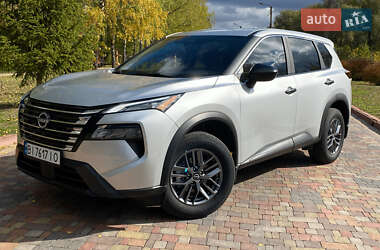 Позашляховик / Кросовер Nissan Rogue 2024 в Миргороді