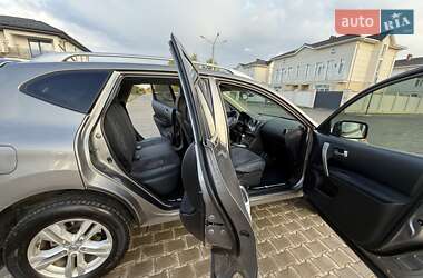 Внедорожник / Кроссовер Nissan Rogue 2015 в 
