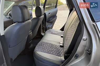 Внедорожник / Кроссовер Nissan Rogue 2015 в 