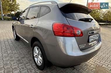 Внедорожник / Кроссовер Nissan Rogue 2015 в 