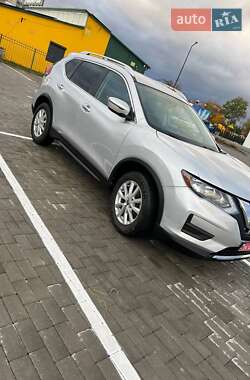 Позашляховик / Кросовер Nissan Rogue 2019 в 