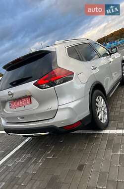 Позашляховик / Кросовер Nissan Rogue 2019 в 