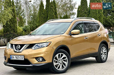 Внедорожник / Кроссовер Nissan Rogue 2014 в 