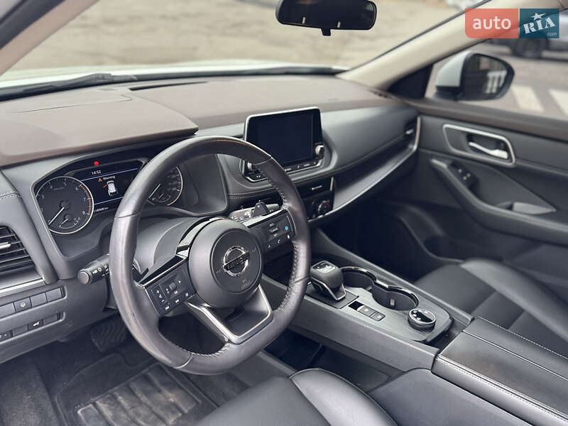 Позашляховик / Кросовер Nissan Rogue 2021 в Харкові