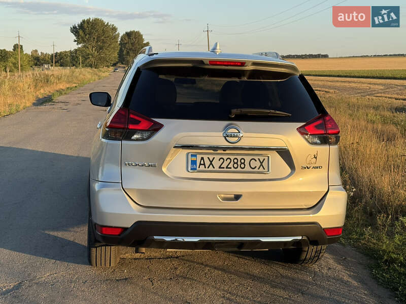 Внедорожник / Кроссовер Nissan Rogue 2016 в Днепре