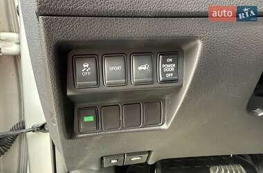 Внедорожник / Кроссовер Nissan Rogue 2015 в 