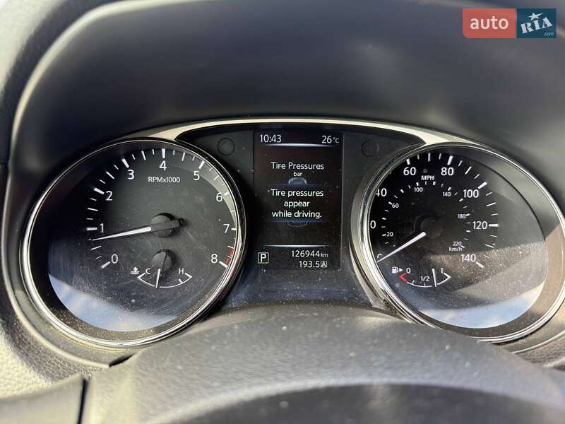 Позашляховик / Кросовер Nissan Rogue 2015 в Києві фото 27 Позашляховик / Кросовер Nissan Rogue 2015 в Києві