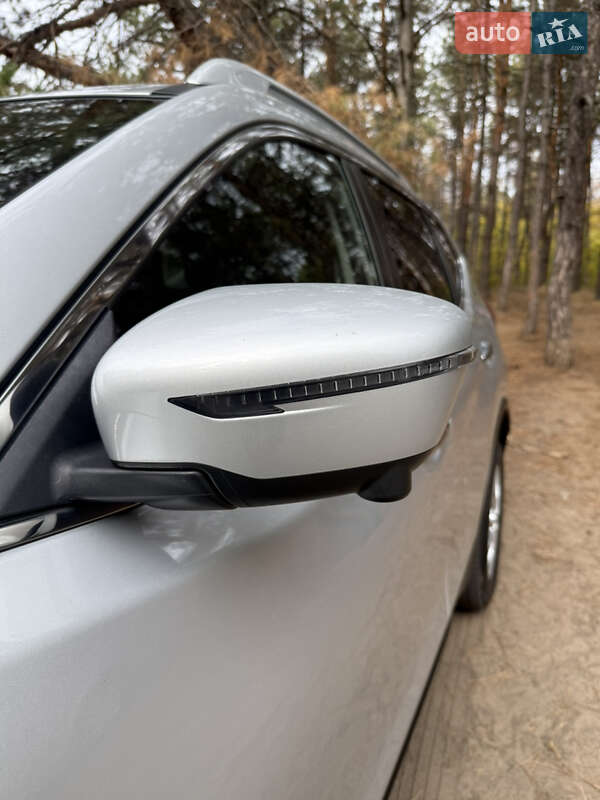 Внедорожник / Кроссовер Nissan Rogue 2018 в Запорожье фото 12 Внедорожник / Кроссовер Nissan Rogue 2018 в Запорожье