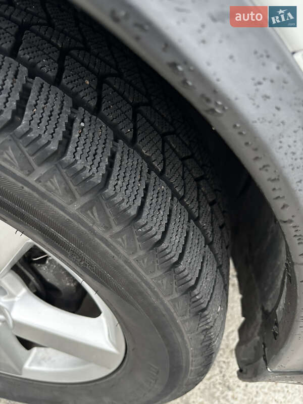 Внедорожник / Кроссовер Nissan Rogue 2018 в Коростене