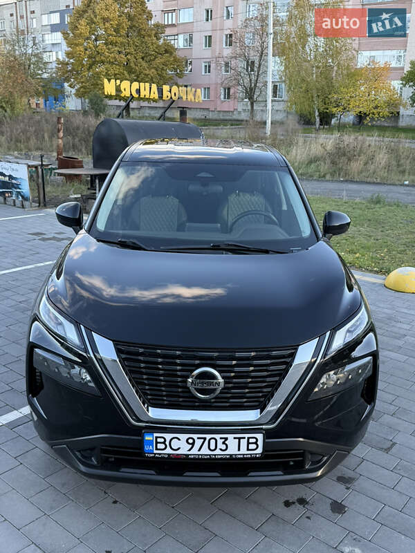 Внедорожник / Кроссовер Nissan Rogue 2021 в Шептицькому