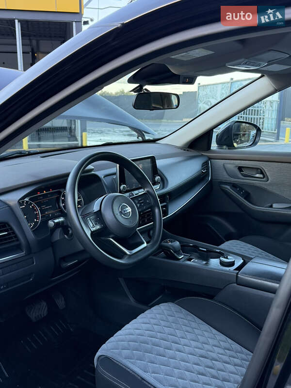 Внедорожник / Кроссовер Nissan Rogue 2021 в Шептицькому