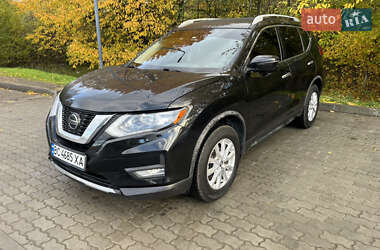 Позашляховик / Кросовер Nissan Rogue 2018 в Старому Самборі