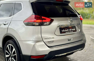 Позашляховик / Кросовер Nissan Rogue 2016 в 