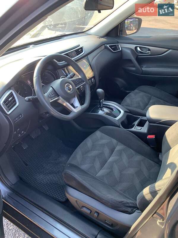 Позашляховик / Кросовер Nissan Rogue 2015 в Києві