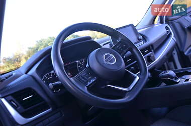 Внедорожник / Кроссовер Nissan Rogue 2021 в 