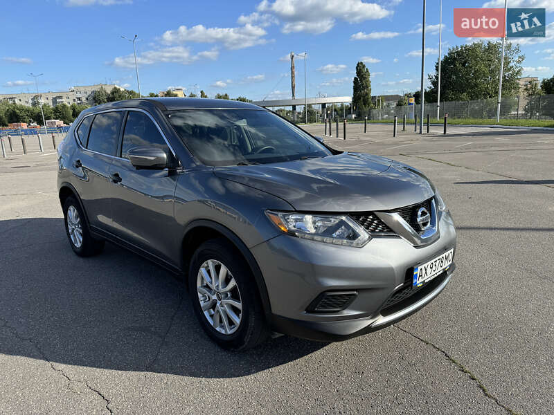 Внедорожник / Кроссовер Nissan Rogue 2016 в Харькове