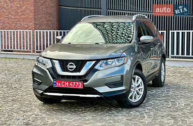 Внедорожник / Кроссовер Nissan Rogue 2017 в Днепре