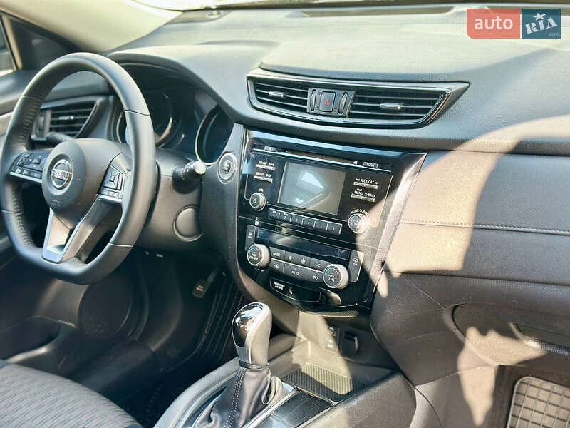 Внедорожник / Кроссовер Nissan Rogue 2017 в Днепре фото 19 Внедорожник / Кроссовер Nissan Rogue 2017 в Днепре