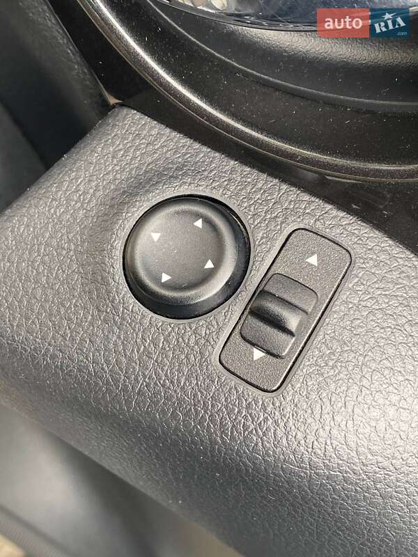 Позашляховик / Кросовер Nissan Rogue 2018 в Києві фото 25 Позашляховик / Кросовер Nissan Rogue 2018 в Києві