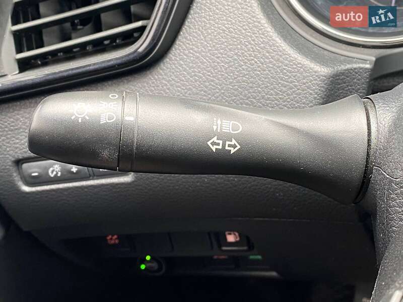 Позашляховик / Кросовер Nissan Rogue 2018 в Києві фото 20 Позашляховик / Кросовер Nissan Rogue 2018 в Києві