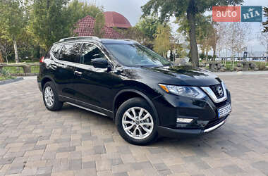 Позашляховик / Кросовер Nissan Rogue 2017 в Миколаєві