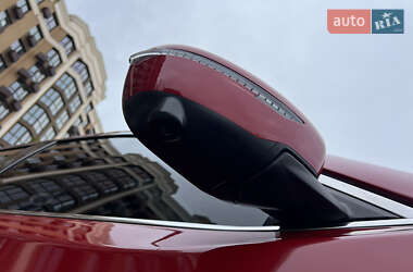 Внедорожник / Кроссовер Nissan Rogue 2017 в 