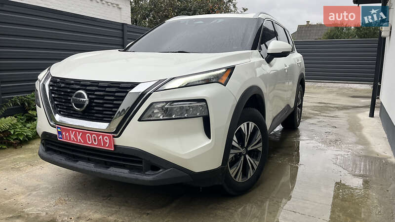 Позашляховик / Кросовер Nissan Rogue 2021 в Білій Церкві