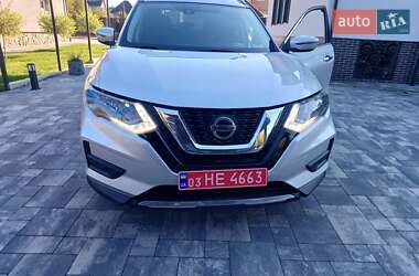 Внедорожник / Кроссовер Nissan Rogue 2018 в Ровно