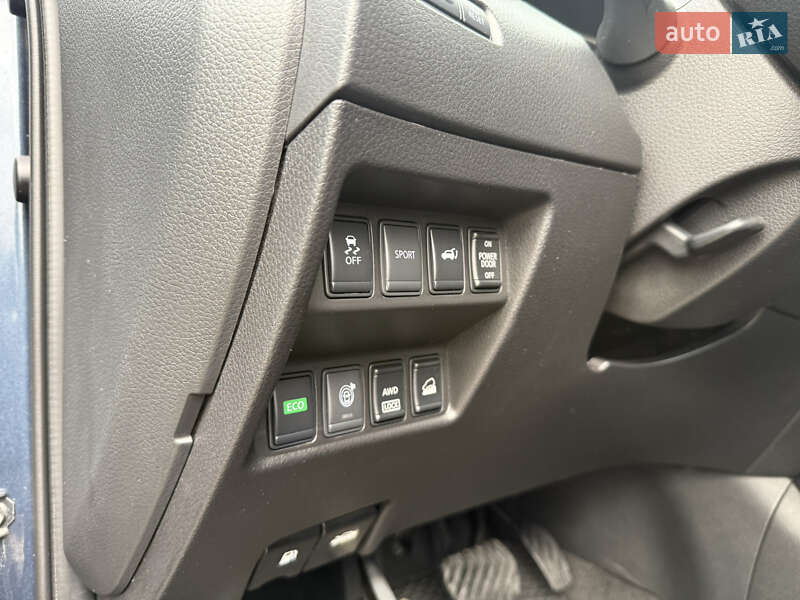 Позашляховик / Кросовер Nissan Rogue 2016 в Дніпрі фото 37 Позашляховик / Кросовер Nissan Rogue 2016 в Дніпрі