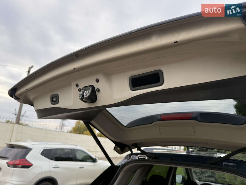 Позашляховик / Кросовер Nissan Rogue 2016 в Дніпрі фото 46 Позашляховик / Кросовер Nissan Rogue 2016 в Дніпрі