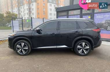 Внедорожник / Кроссовер Nissan Rogue 2021 в 