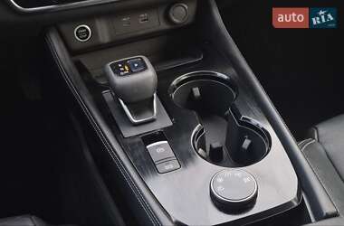 Внедорожник / Кроссовер Nissan Rogue 2020 в 